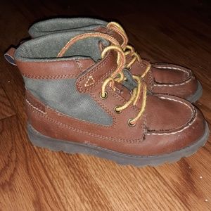 Boys boots